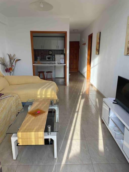1 Bedroom Apartment With Stunning Sea View Arona  Exterior foto